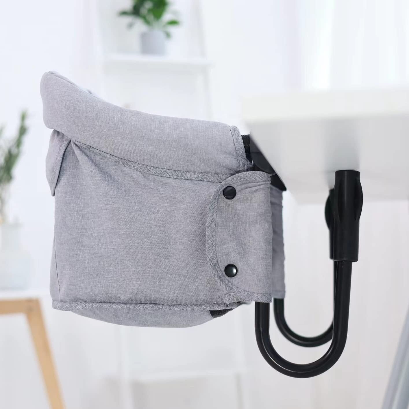 TotTote™ - Portable Feeding Chair